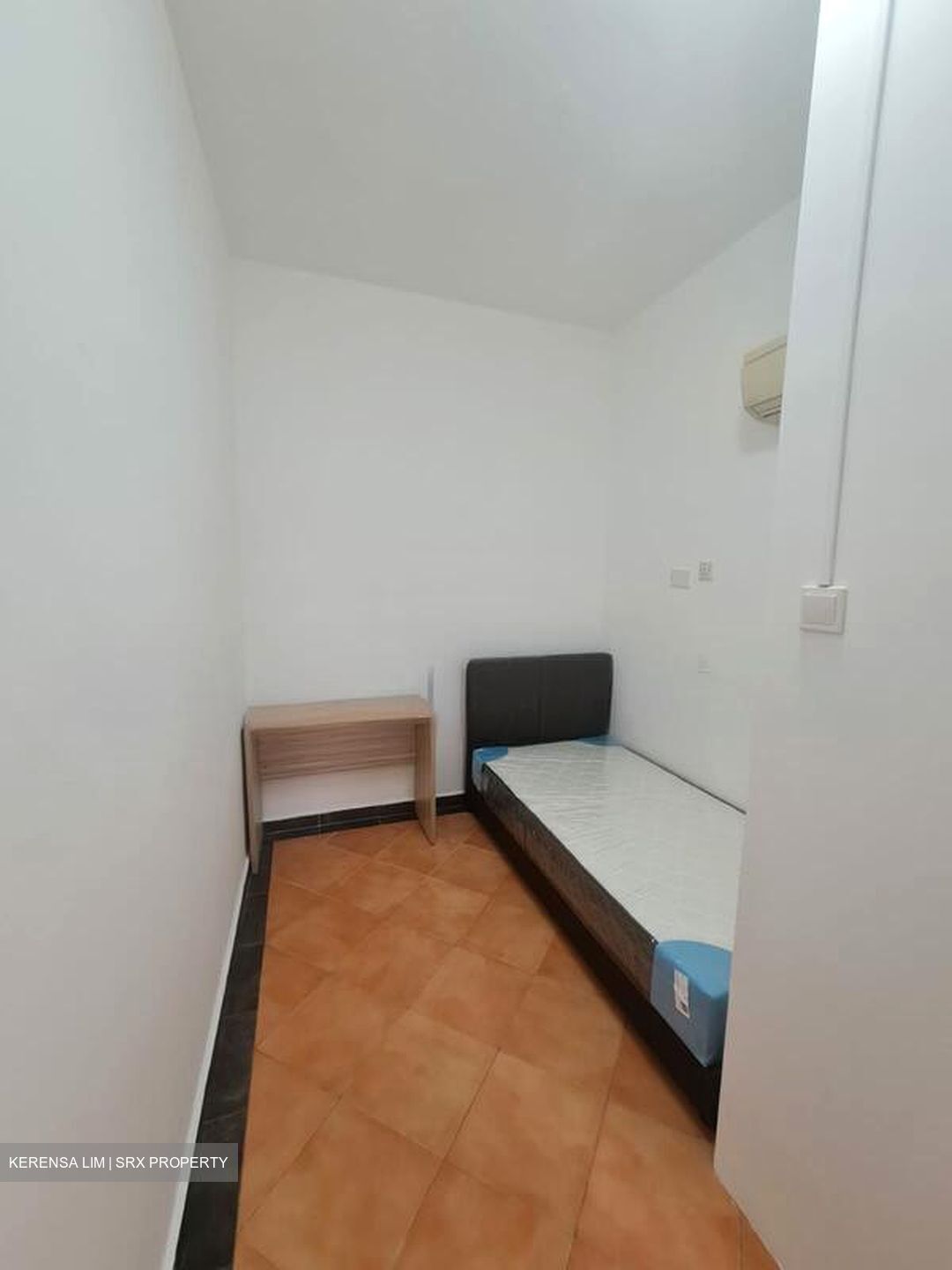 Orchard Tower Rear Block Apartment (D9), Apartment #529294721